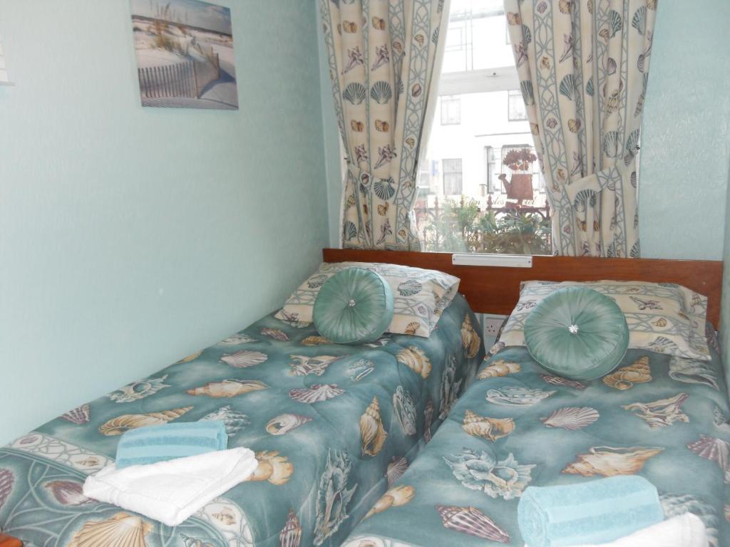 Bradleys Hotel Blackpool Bagian luar foto