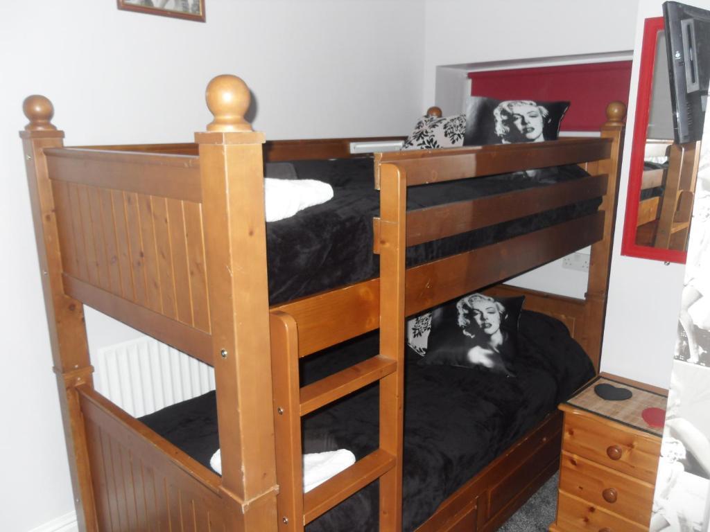 Bradleys Hotel Blackpool Bagian luar foto