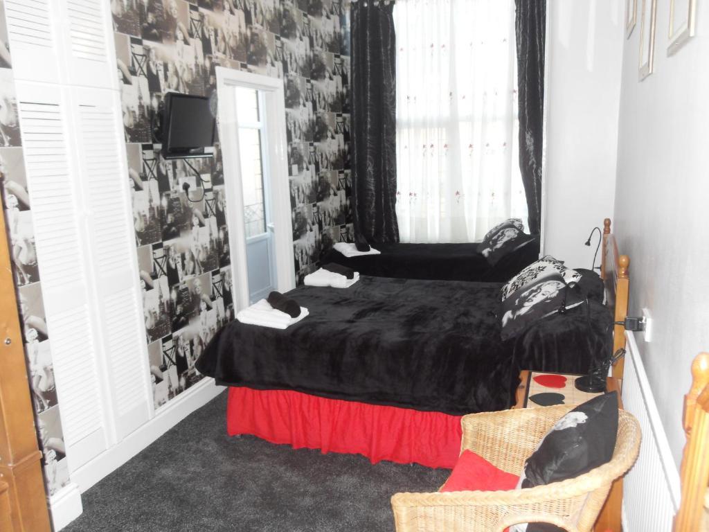 Bradleys Hotel Blackpool Bagian luar foto