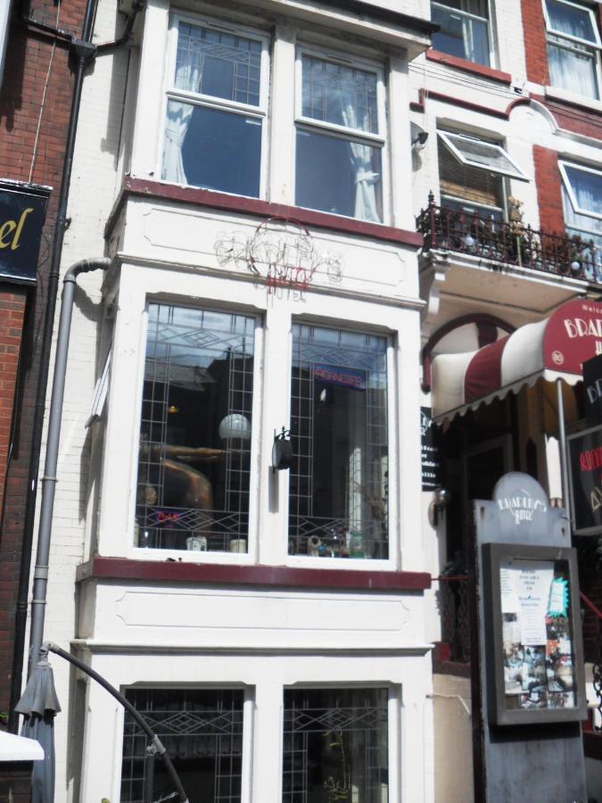 Bradleys Hotel Blackpool Bagian luar foto